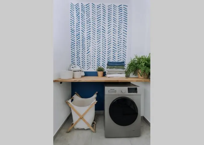 فيلة Never Ending Summer Asgourou